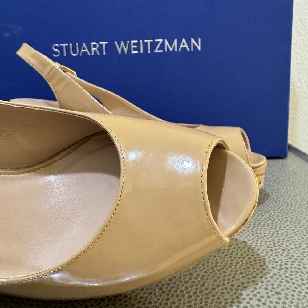 STUART WEITZMAN AUTH $399 Women Beige Patent Leather Jean Wedge Sandals Size 9 M - Picture 4 of 16